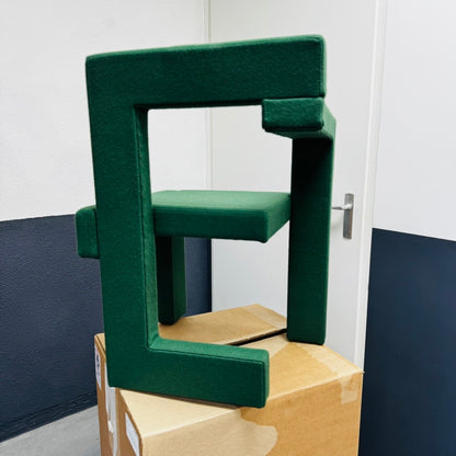 Rietveld Steltman Stuhl, links, grün gepolstert – Ikonisches Design von Gerrit Rietveld
