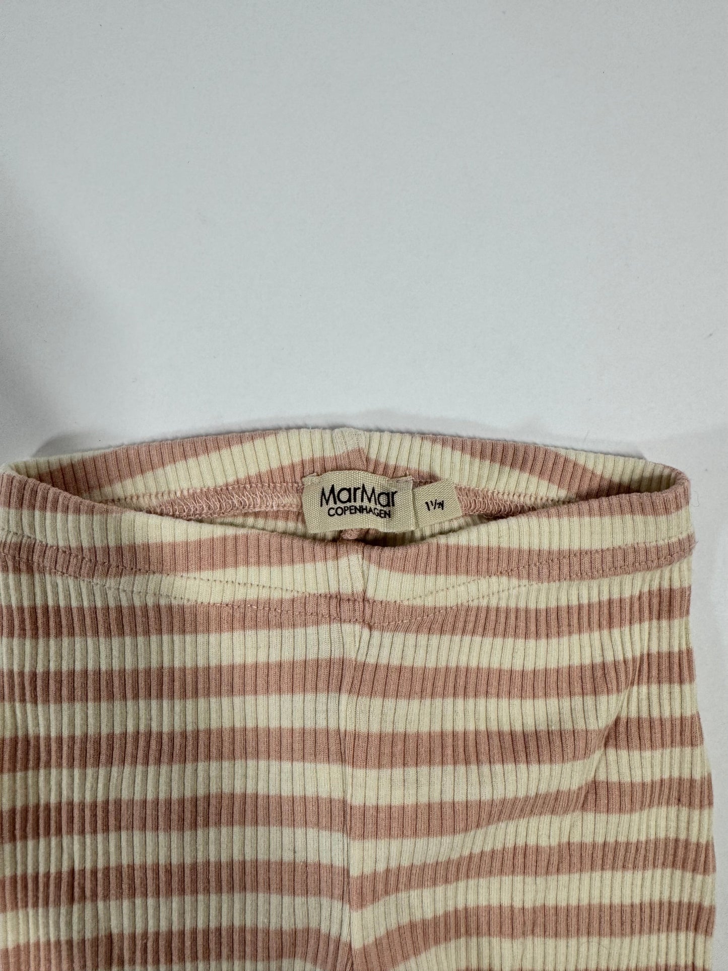 Gestreifte Hose, 1,5 Jahre