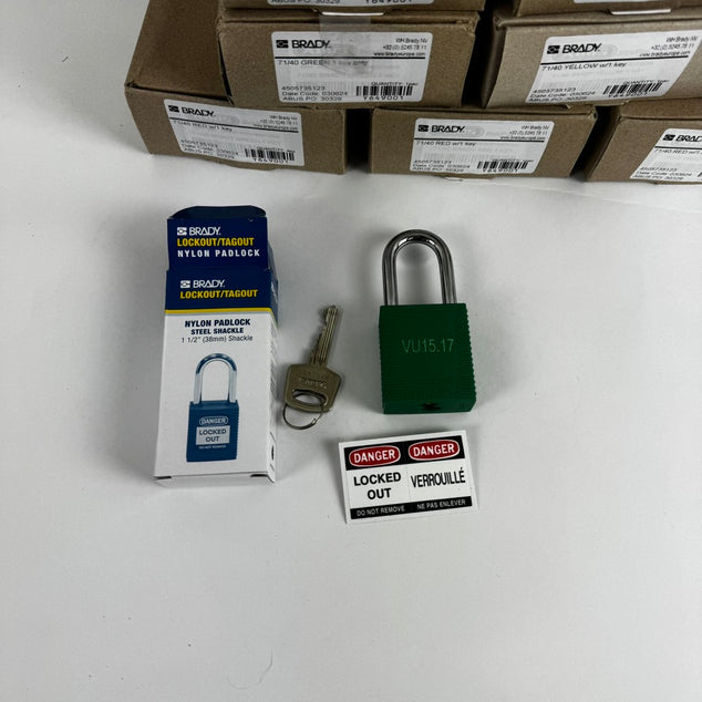 Brady Wetterfestes Sicherheitsschloss aus Nylon und Stahl – Maximaler Schutz in jeder Umgebung