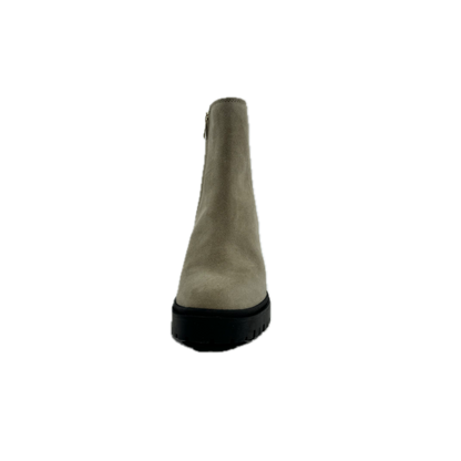 Naomi 03.04 hellbraun