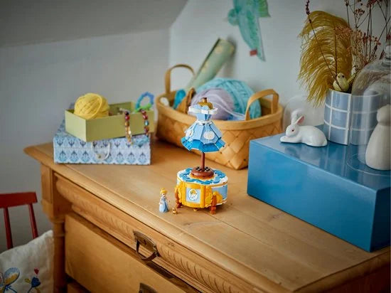 De jurk van Assepoester (43266)