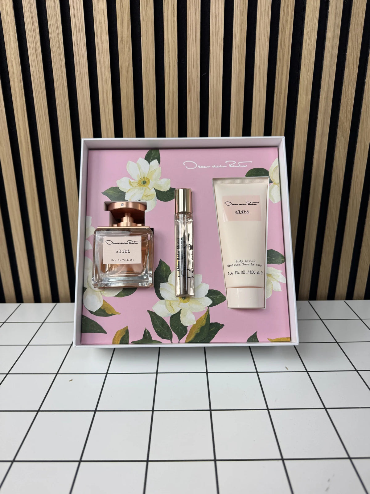 Alibi 3 Pcs Set Oscar De La Renta Women s Gift Sets