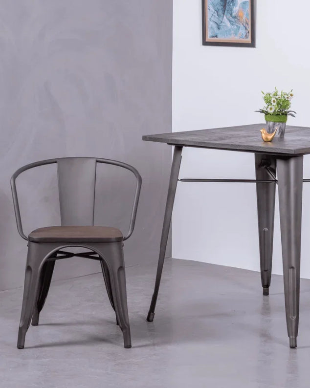 Industriële stijl stoel van metaal en hout met antieke grijze afwerking Bistro