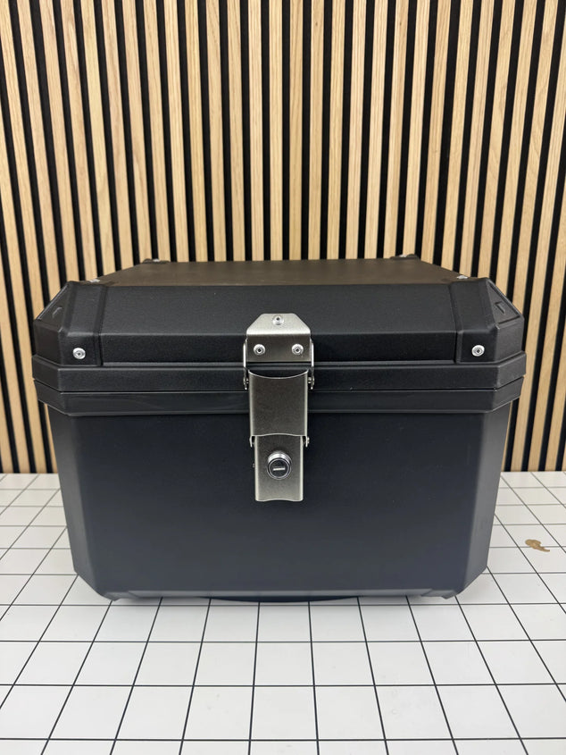 Universele Motor Topkoffer – Zwart (ca. 45 Liter)