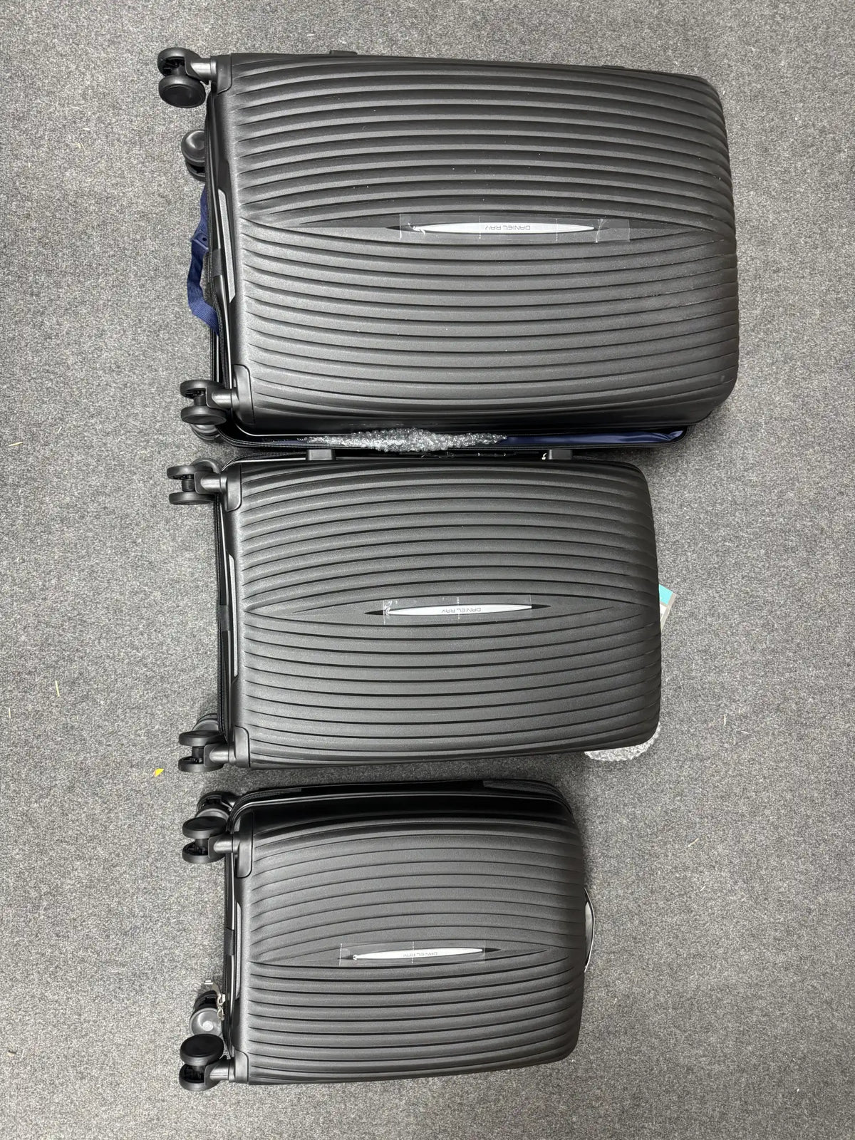 3 delig koffer set Black 20'' 24'' 28'' 1620