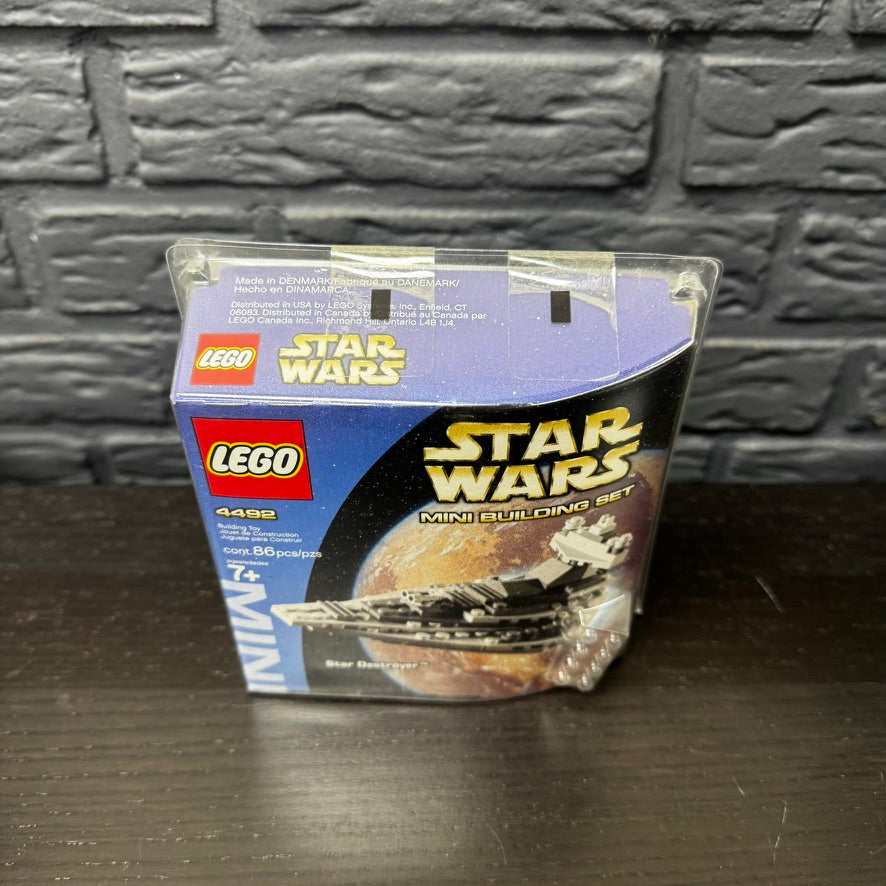 LEGO 4492 Star Wars – Mini-Sternenzerstörer | Kompaktes Kraftpaket des Imperiums