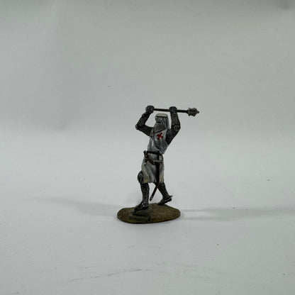 Erste Legion – CRU016: Templerritter mit Streitkolben – Ein seltenes Sammlerstück