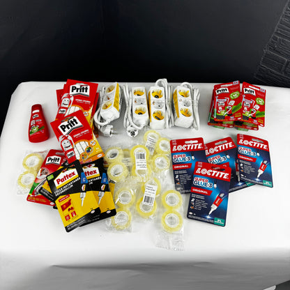 Viele verschiedene Büroartikel