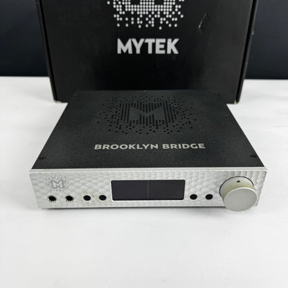 Mytek Brooklyn Bridge – High-End-DAC &amp; Netzwerkplayer – Vorverstärker &amp; Kopfhörerverstärker BKRL-BRG-S