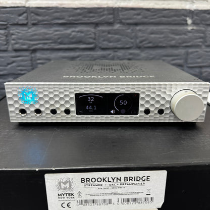 Mytek Brooklyn Bridge – High-End-DAC &amp; Netzwerkplayer – Vorverstärker &amp; Kopfhörerverstärker BKRL-BRG-S