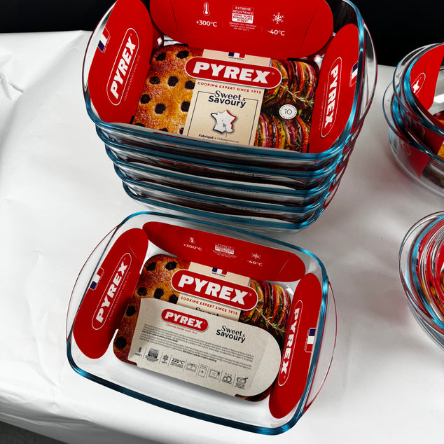Konvolut – Pyrex-Auflaufformen 28 x 20 cm (2,5 l) und 33 x 20 cm (4,1 l) + Deckel
