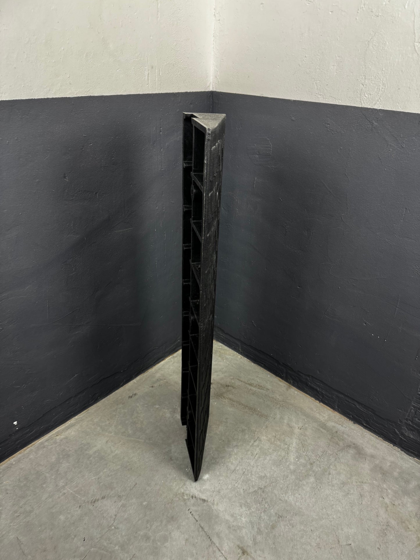 Bordstein BR22 Schwellenrampe – 100 x 980 mm | schwarz | Sicher und barrierefrei