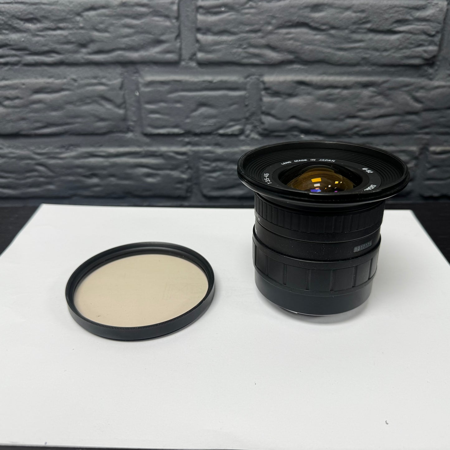 Sigma 18–35 mm f/3.5–4.5 asphärisches Objektiv (Canon EF) + Rodenstock Skylight-Filter 82 mm | Gebraucht, einwandfreier Zustand