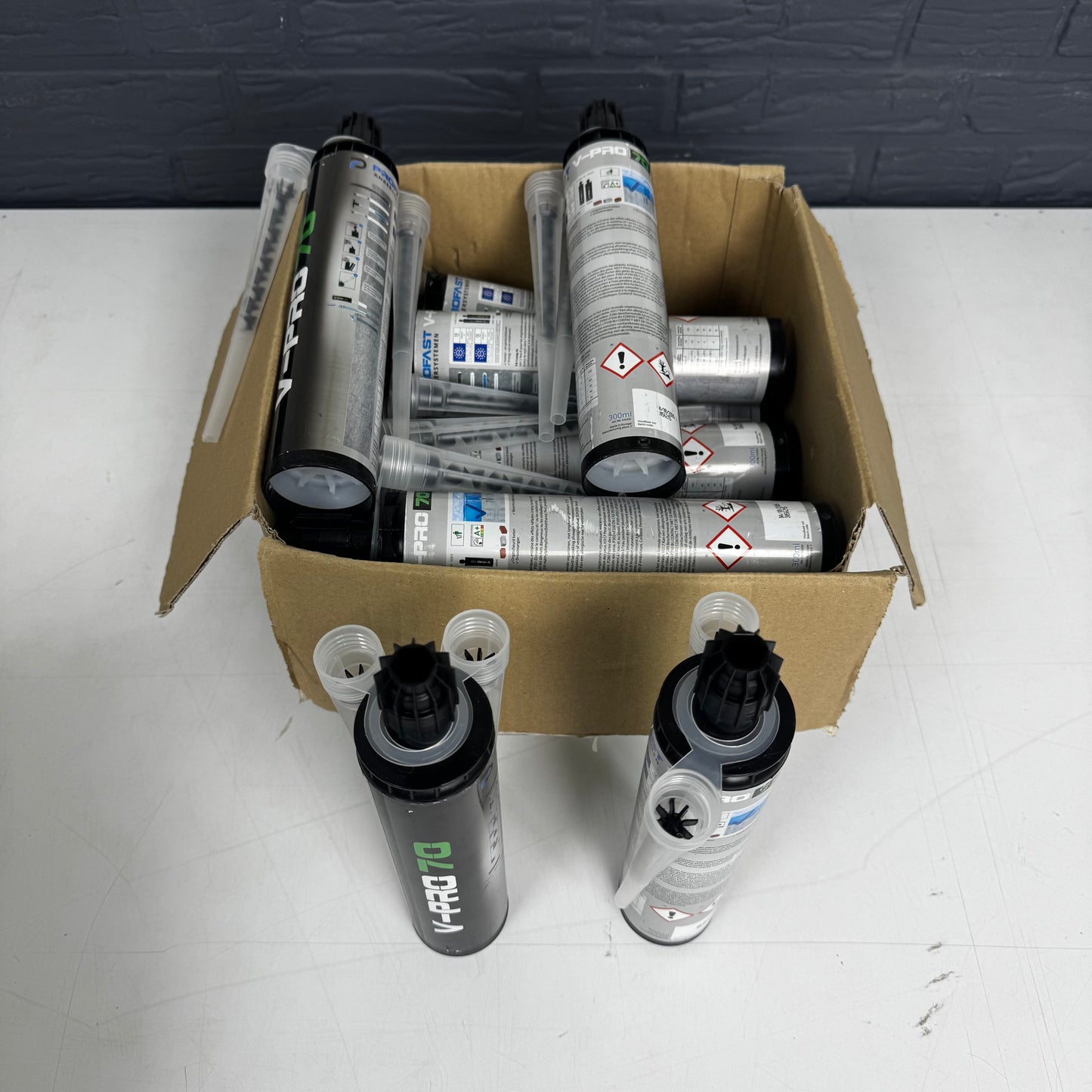 Profast V-PRO 70 Verankerungssysteme – 15er-Pack | Professionelle Befestigungsmaterialien