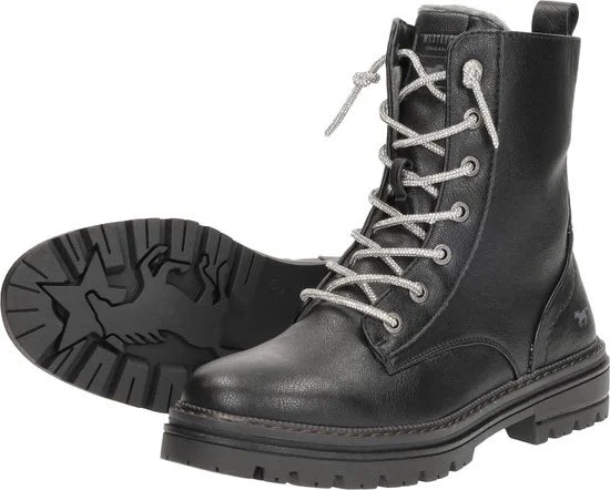 Mustang Veterschoenen Hoog Veterschoenen Hoog - zwart - Maat 40