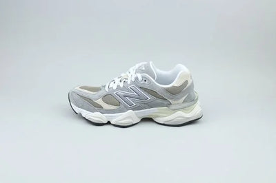 New Balance - U9060LBA Slate Grey/Arid Stone/Timberwolf - Maat 42,5