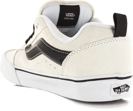 Knu Skool | Suede White / Black