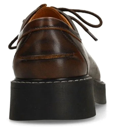 Sacha - Dames - Bruine leren veterschoenen - Maat 38