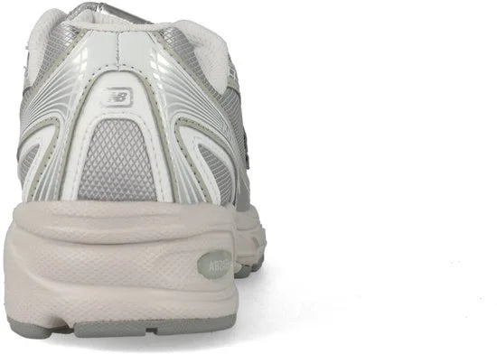New Balance 740 - Sneakers - Unisex - Metallic Silver