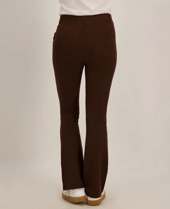 Je m'appelle Travelstof At Work Broek Flared fit Met stretch - Bruin - Maat M