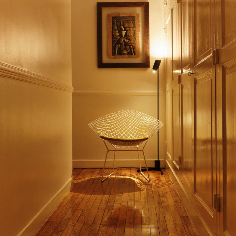 Stehleuchte „Vision 20/20“ – Beleuchtung von oben und unten | DCW Editions